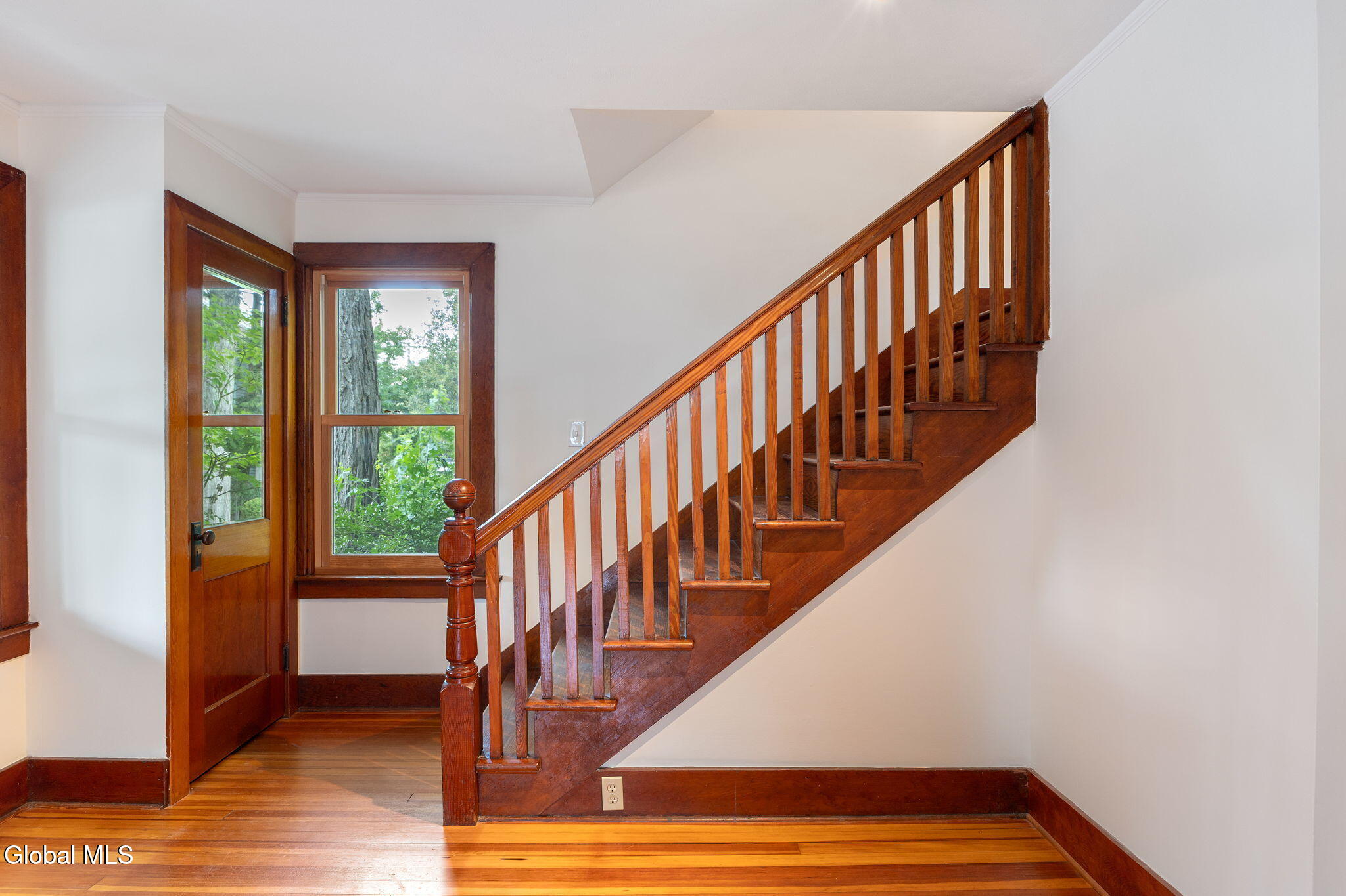 6 Pinewood Avenue Saratoga Springs NY 12866