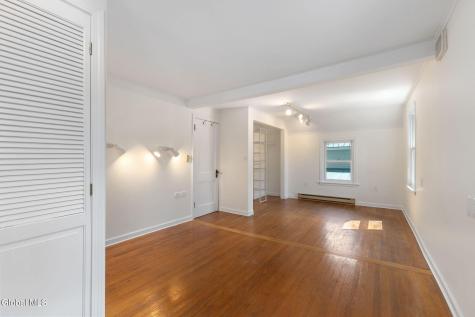 6 Pinewood Avenue Saratoga Springs NY 12866