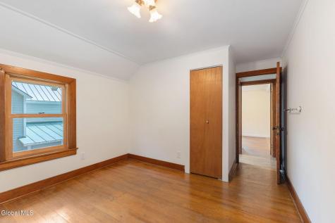 6 Pinewood Avenue Saratoga Springs NY 12866