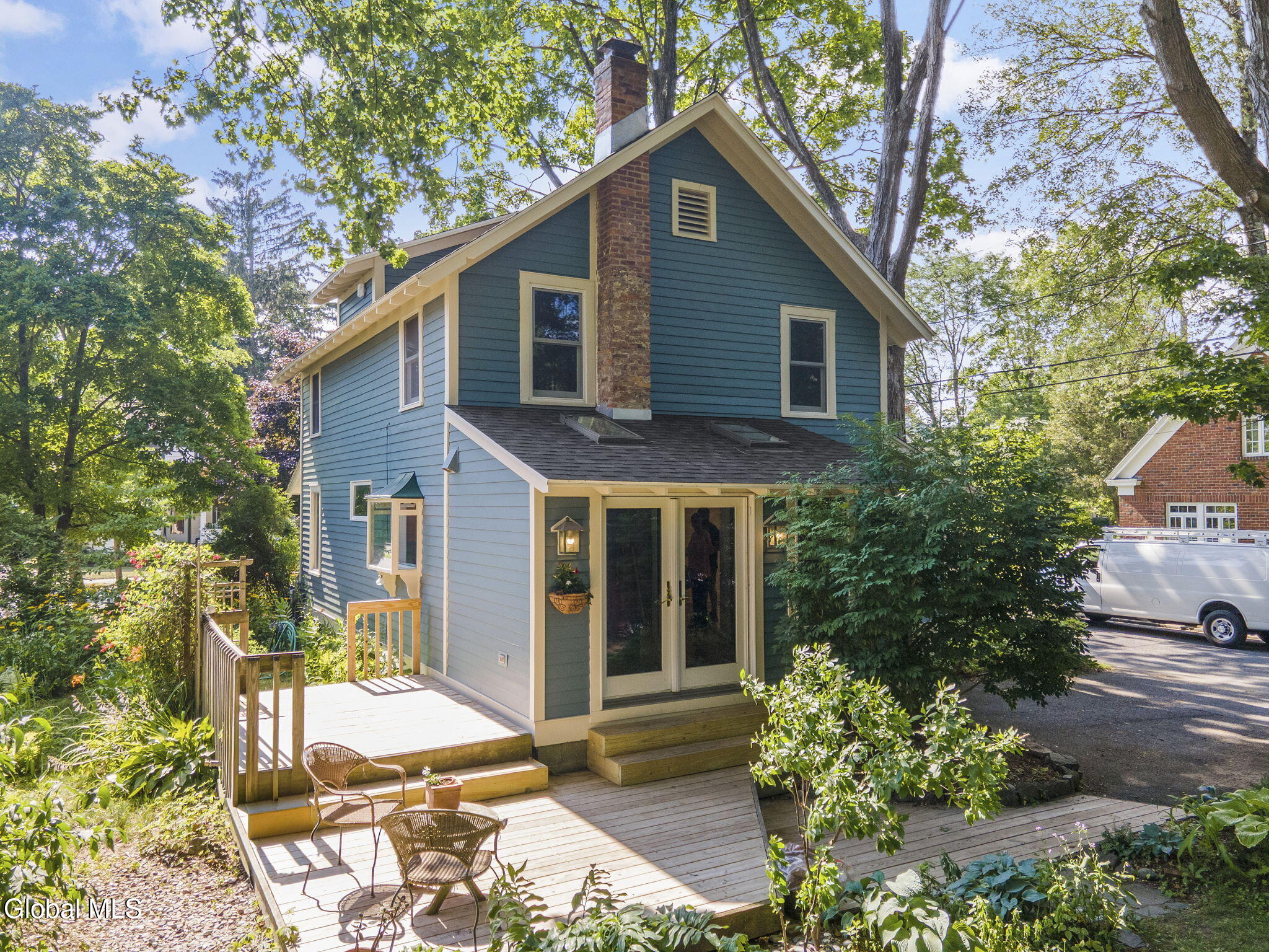 6 Pinewood Avenue Saratoga Springs NY 12866