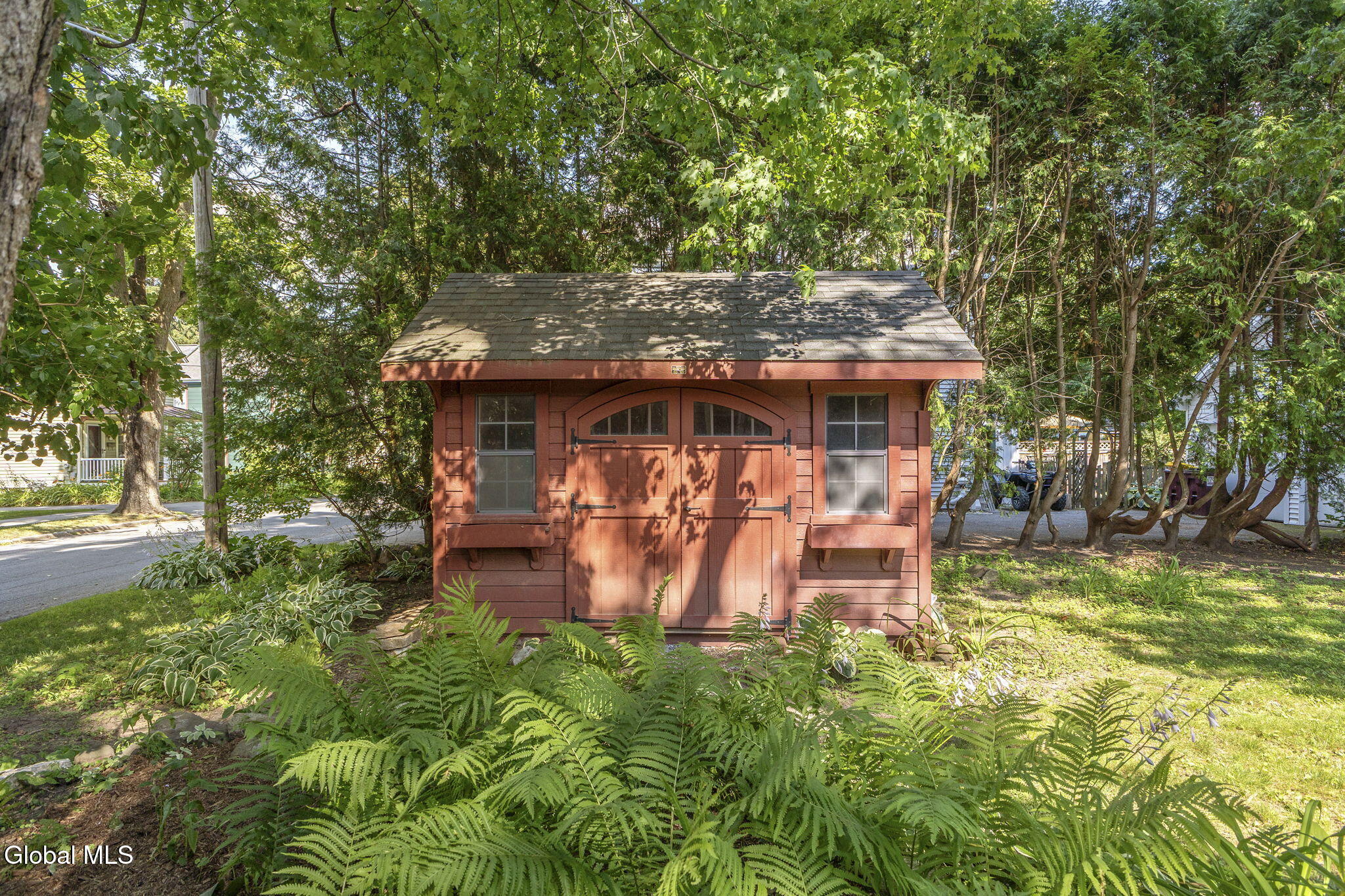 6 Pinewood Avenue Saratoga Springs NY 12866