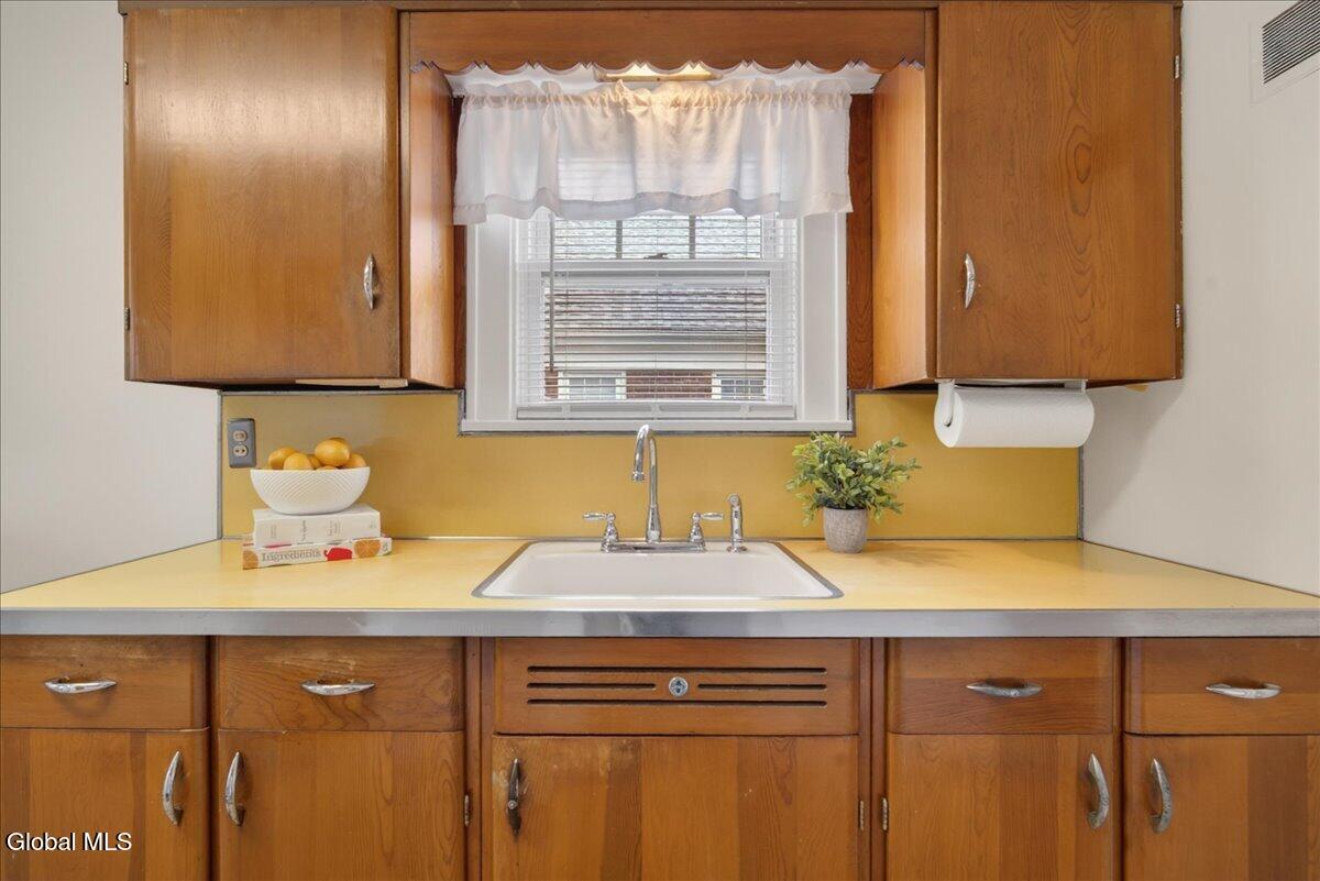 36 Pointview Drive Troy NY 12180