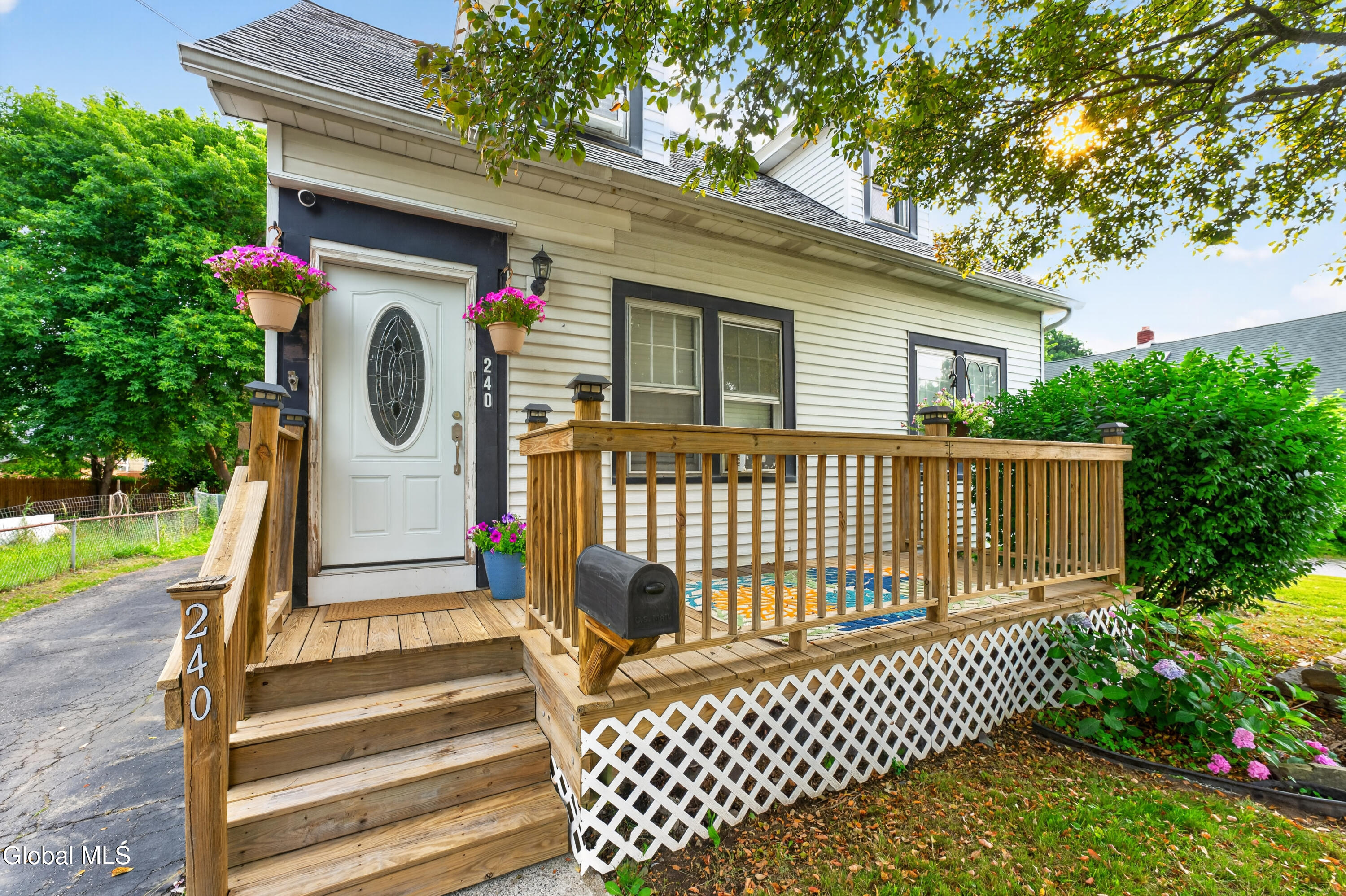 240 Mariaville Road Schenectady NY 12306