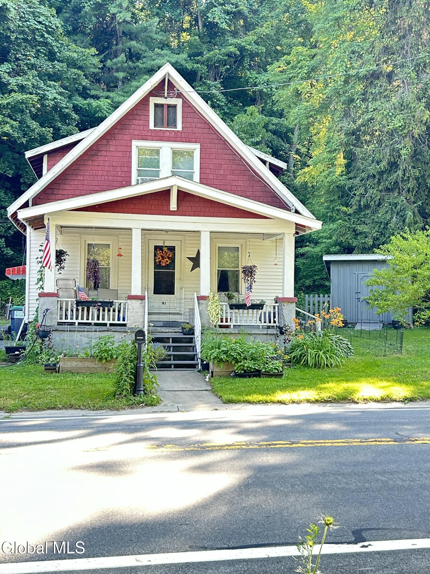 81 Ft Johnson Avenue Fort Johnson NY 12070