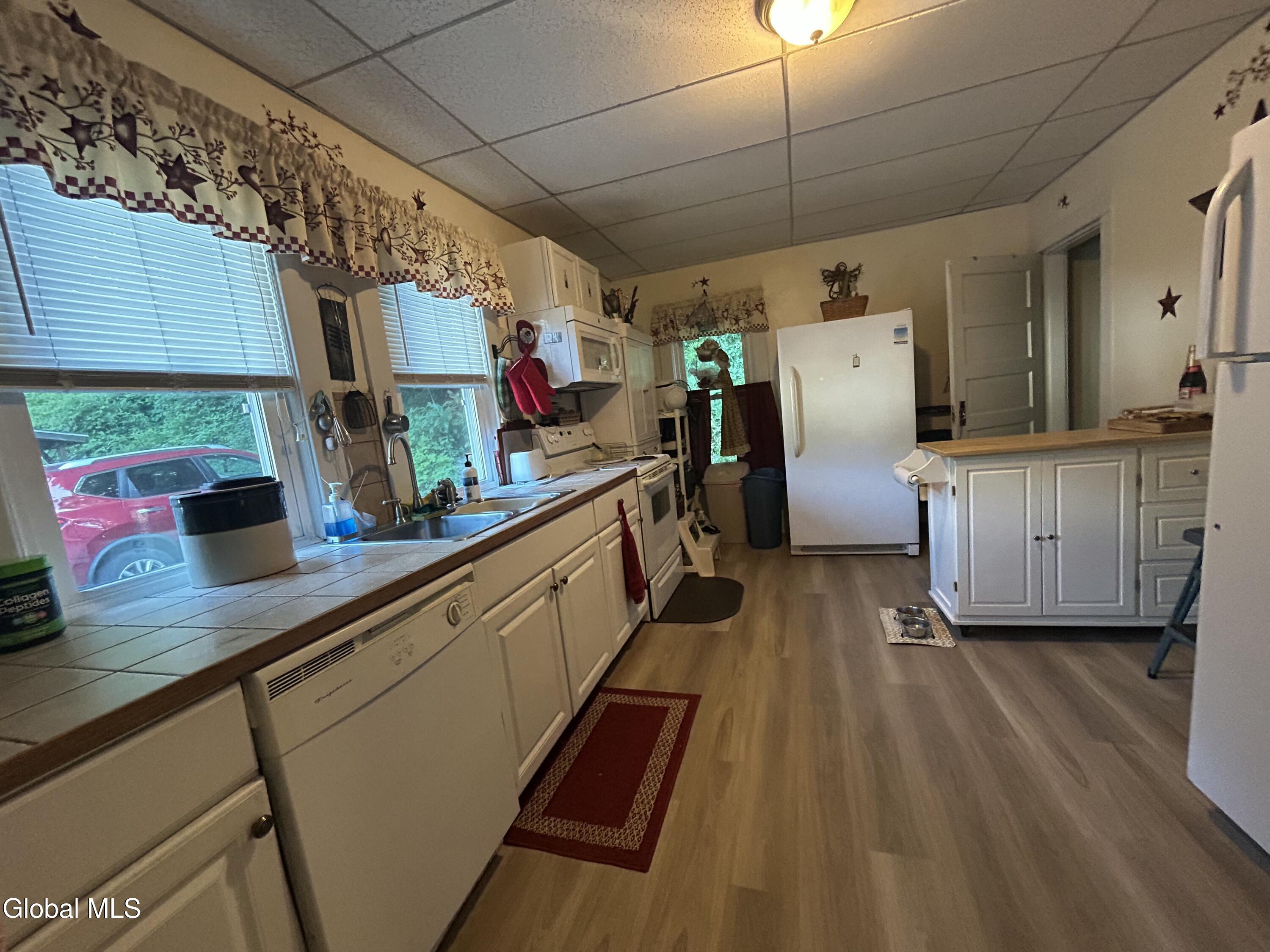 81 Ft Johnson Avenue Fort Johnson NY 12070