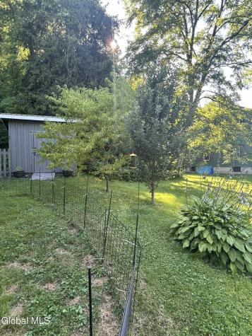 81 Ft Johnson Avenue Fort Johnson NY 12070