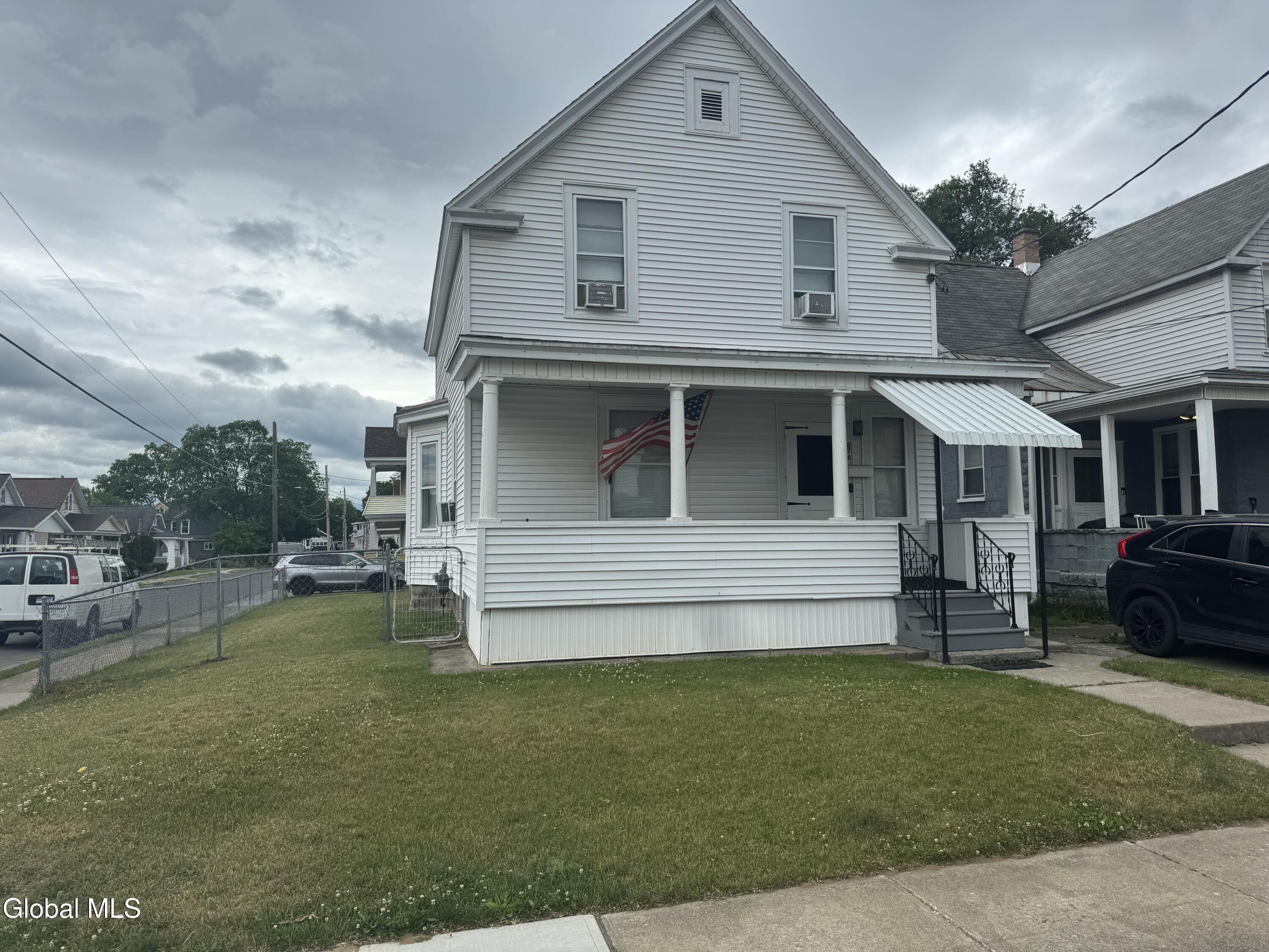 876 Thompson Street Schenectady NY 12306