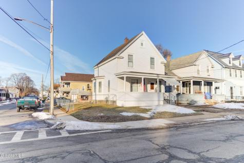 876 Thompson Street Schenectady NY 12306