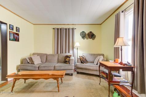 876 Thompson Street Schenectady NY 12306