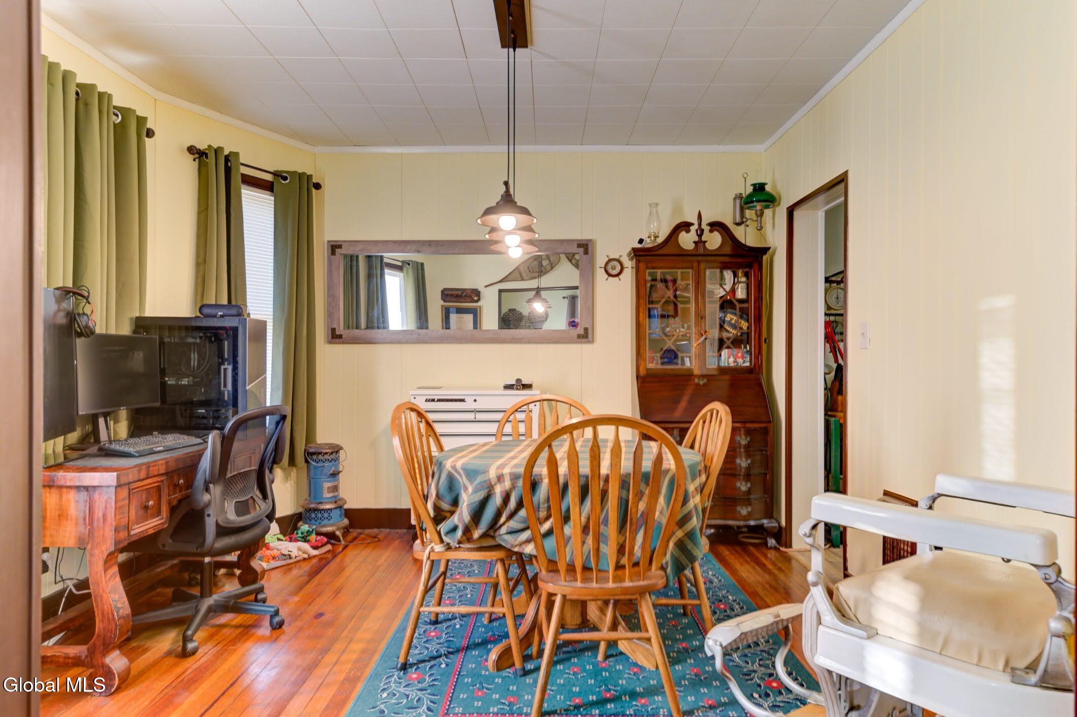 876 Thompson Street Schenectady NY 12306