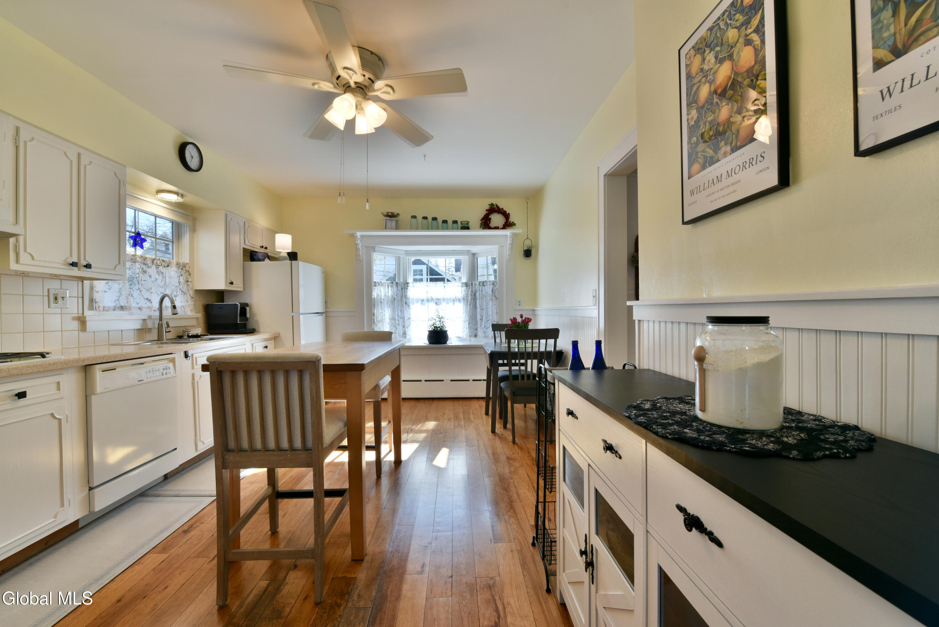846 Wright Avenue Schenectady NY 12309