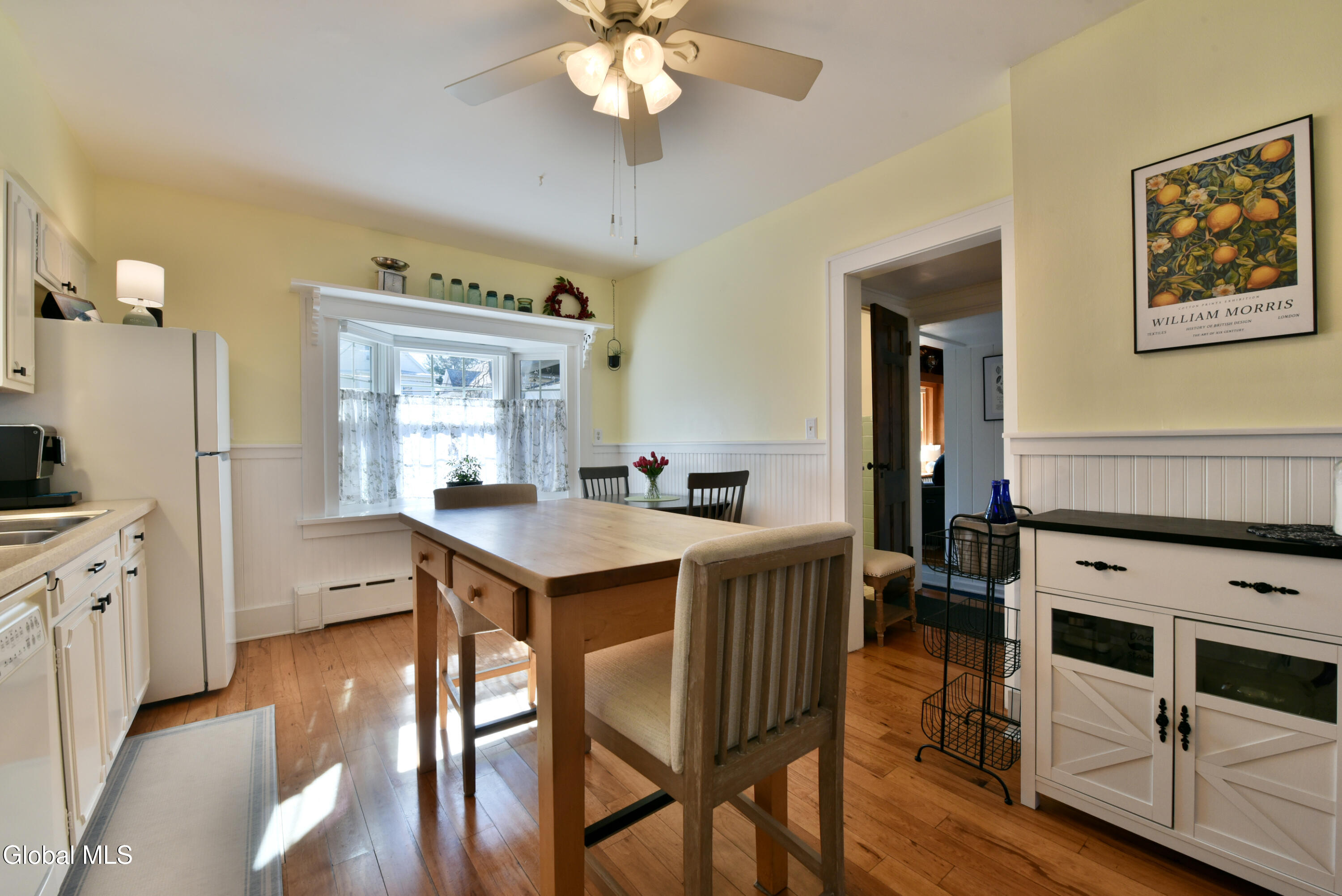 846 Wright Avenue Schenectady NY 12309
