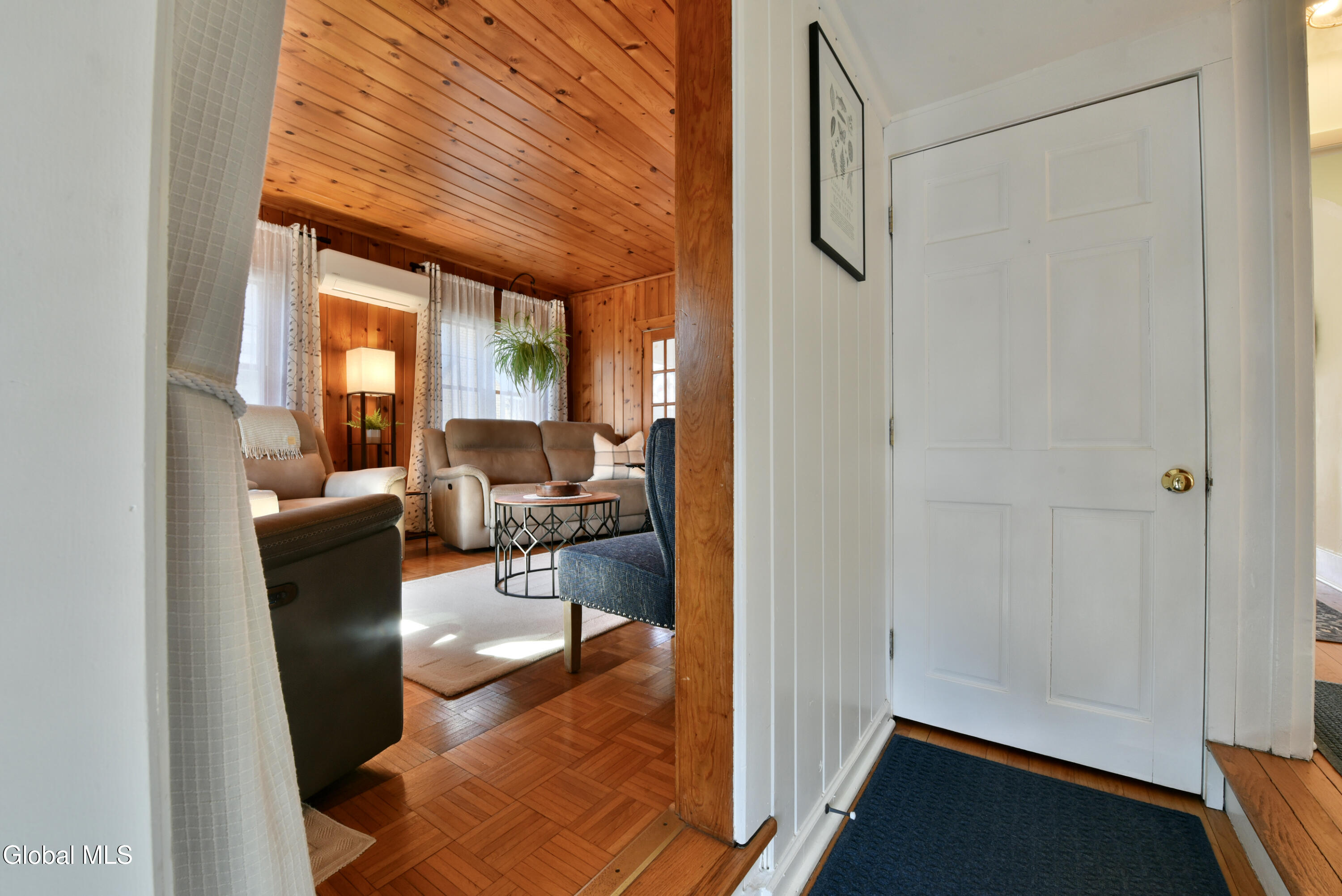 846 Wright Avenue Schenectady NY 12309