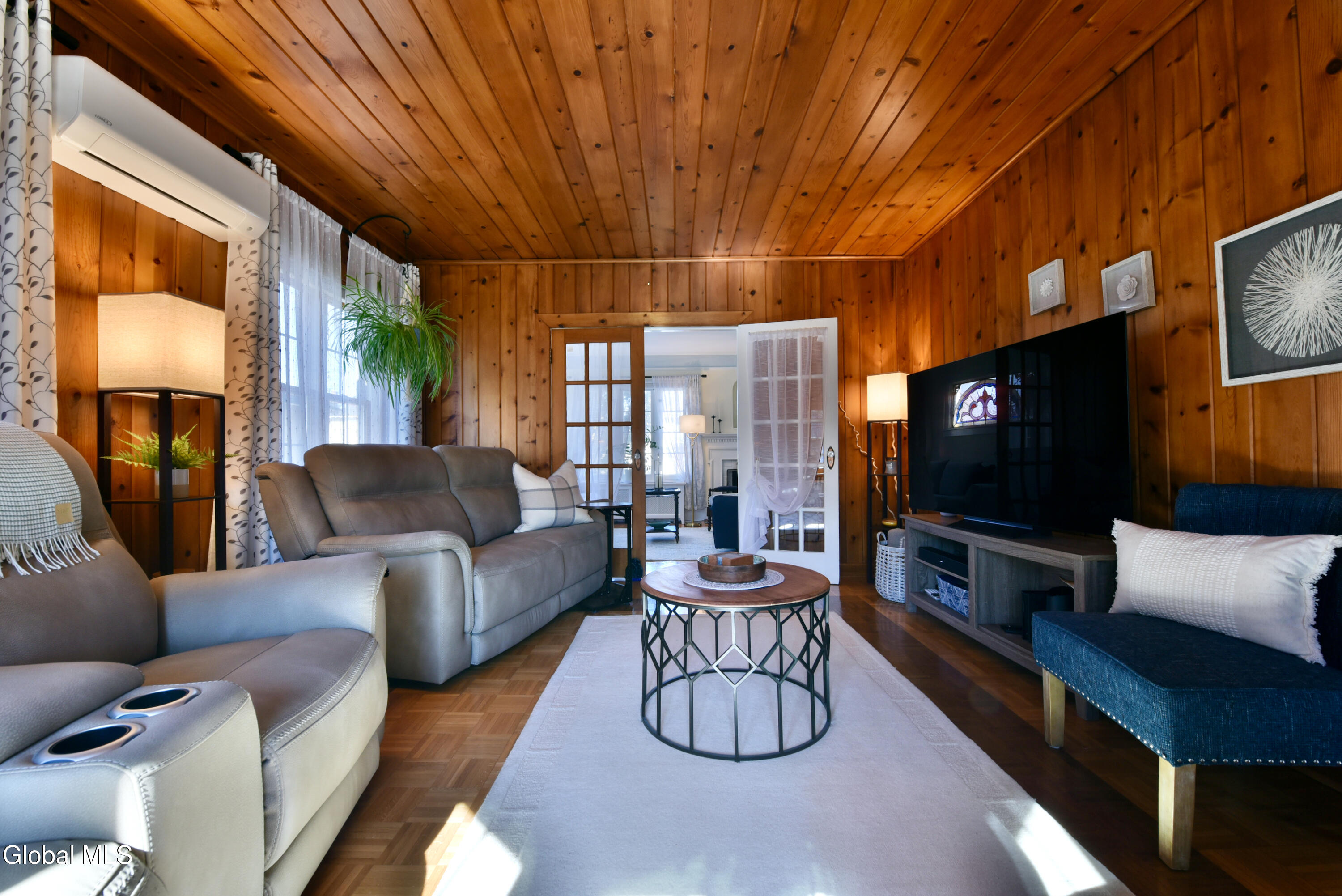846 Wright Avenue Schenectady NY 12309