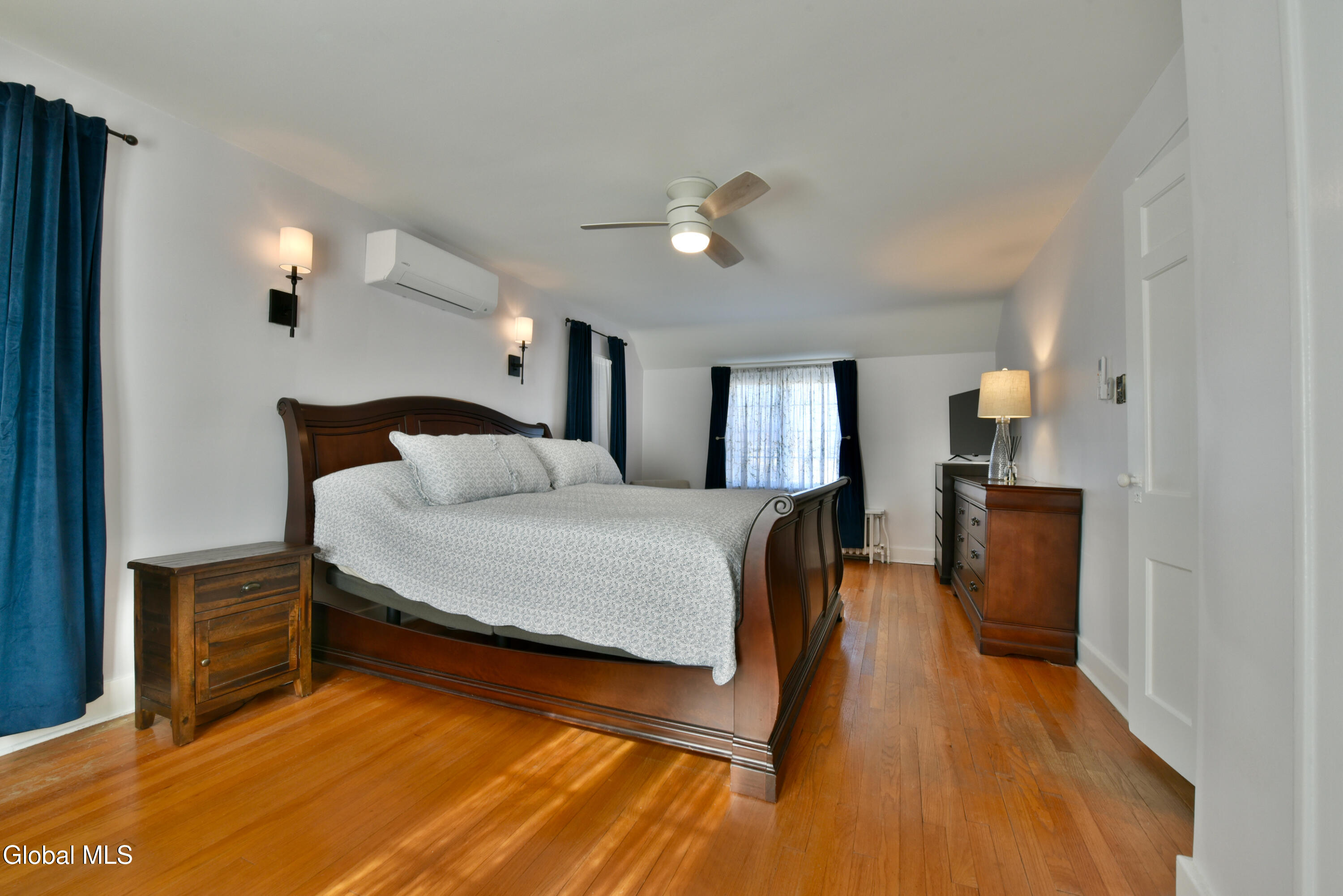 846 Wright Avenue Schenectady NY 12309