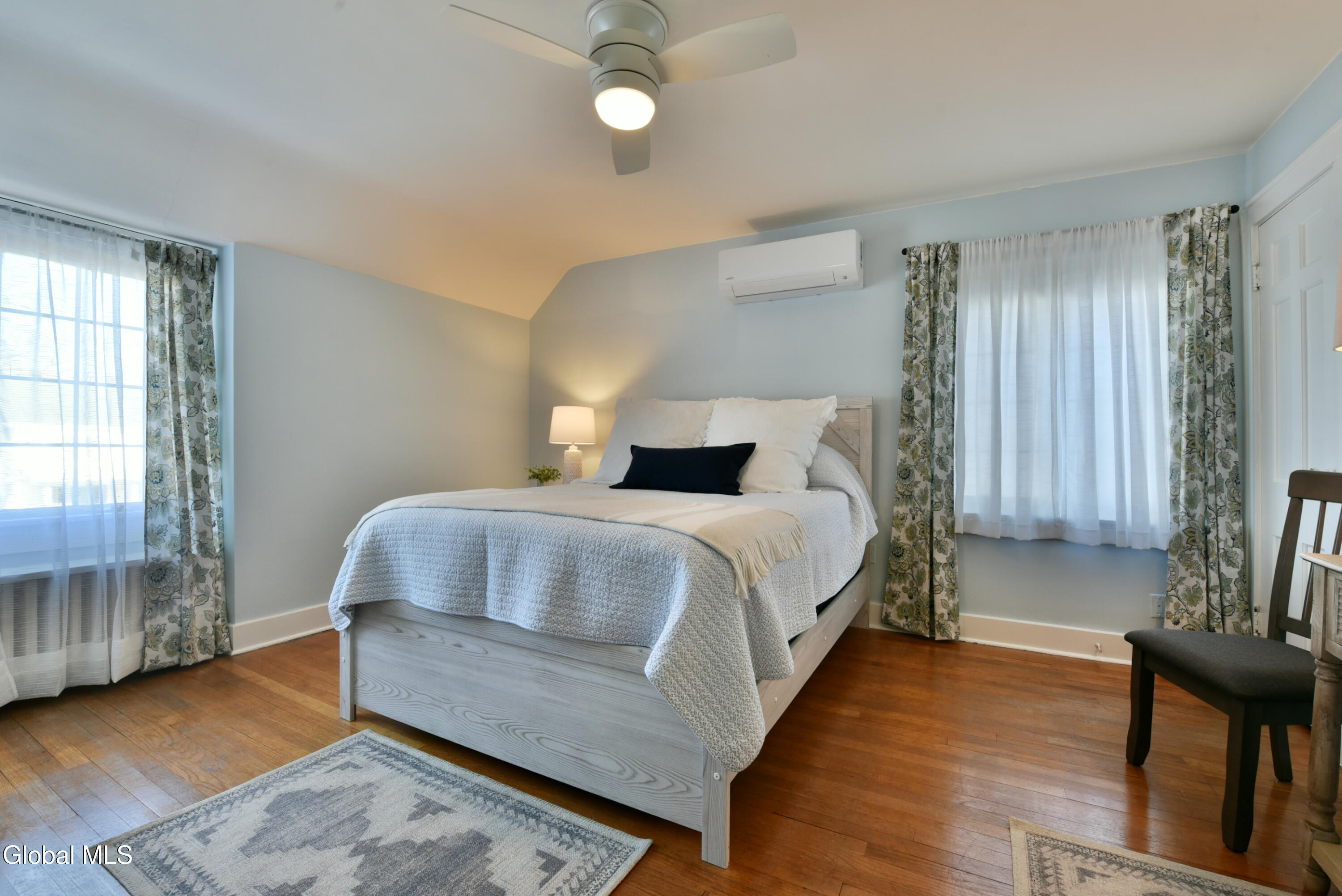 846 Wright Avenue Schenectady NY 12309