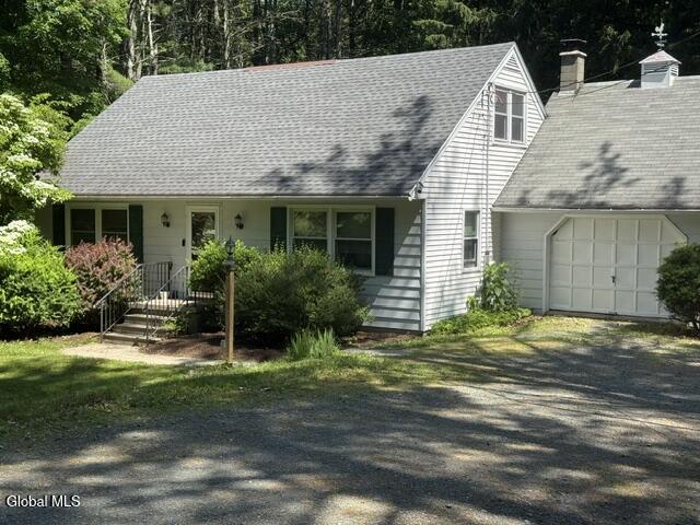 294 Thais Road Averill Park NY 12018