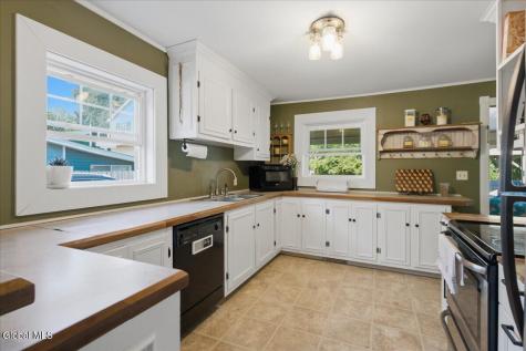 809 Hudson Avenue Stillwater NY 12170