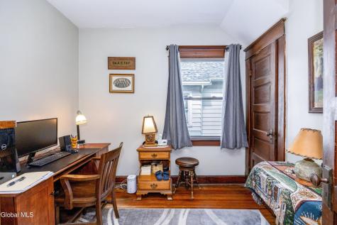 23 Elliott Avenue Schenectady NY 12304