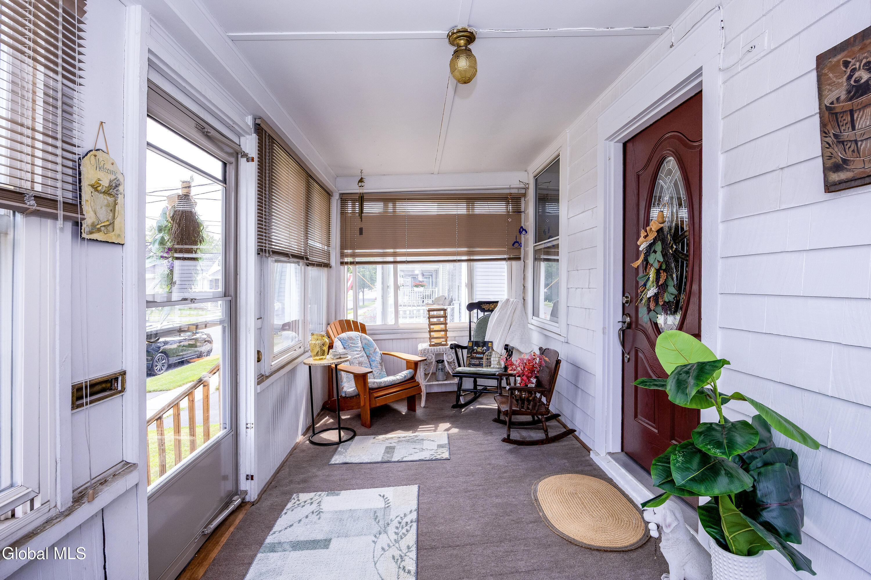 23 Elliott Avenue Schenectady NY 12304