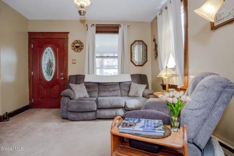 23 Elliott Avenue Schenectady NY 12304