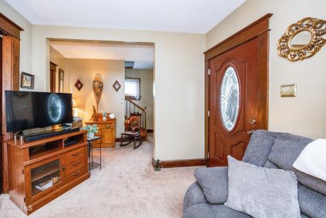 23 Elliott Avenue Schenectady NY 12304