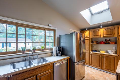 65 Pashley Road Glenville NY 12302