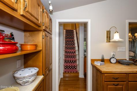 65 Pashley Road Glenville NY 12302