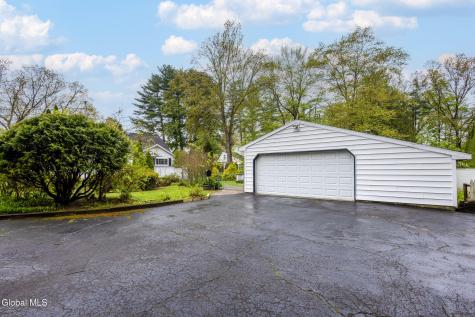 65 Pashley Road Glenville NY 12302