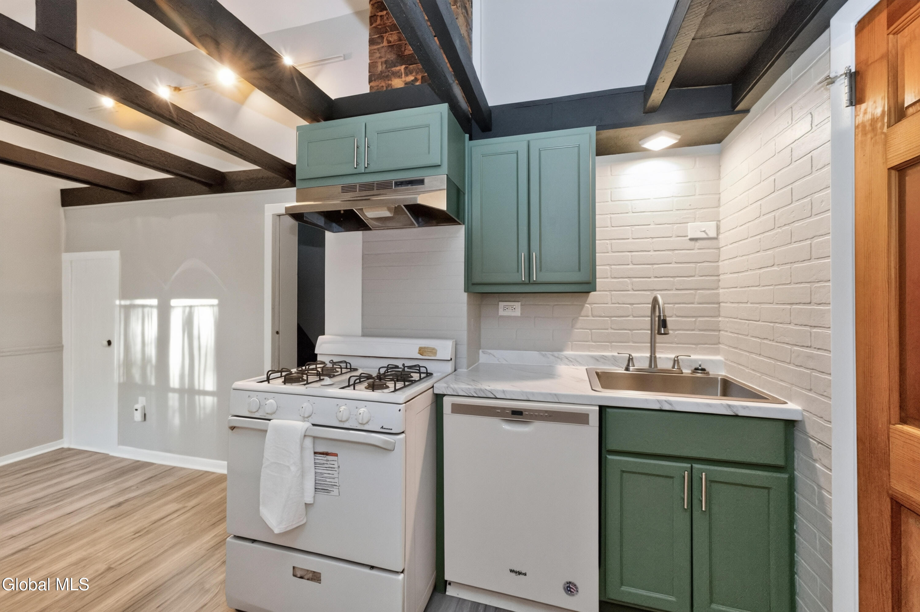 113 Walnut Street Schenectady NY 12308