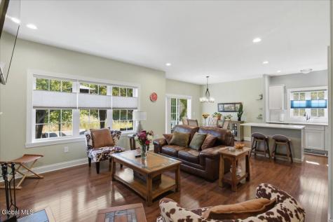 21 Woodlake Drive Saratoga Springs NY 12866
