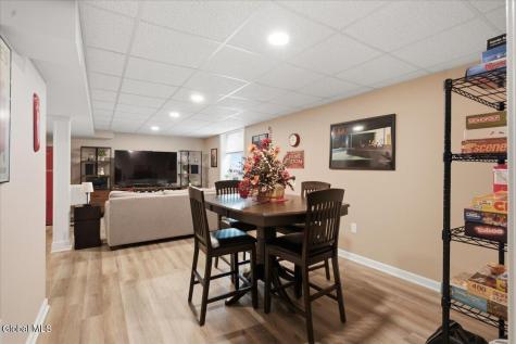 21 Woodlake Drive Saratoga Springs NY 12866