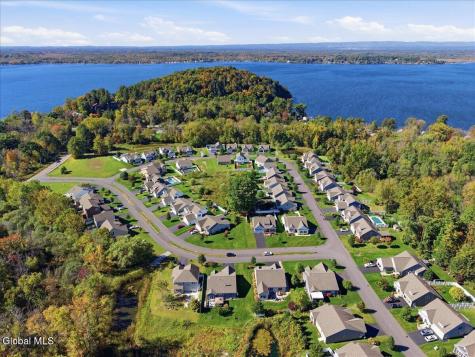 21 Woodlake Drive Saratoga Springs NY 12866