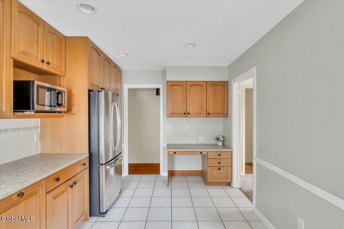 2027 Fairlawn Parkway Schenectady NY 12309