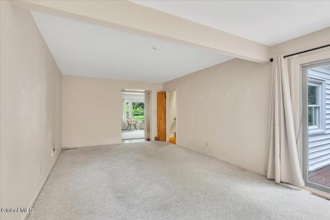 2027 Fairlawn Parkway Schenectady NY 12309