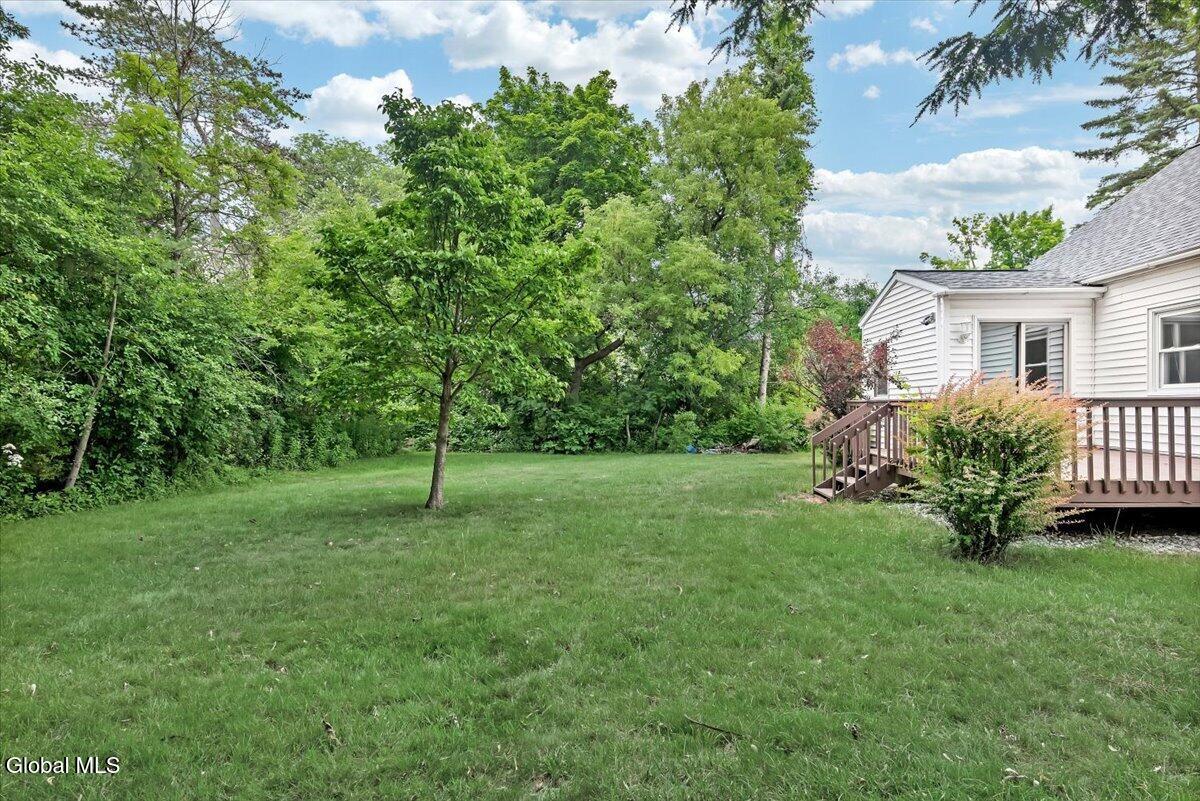 2027 Fairlawn Parkway Schenectady NY 12309