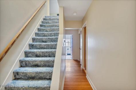2027 Fairlawn Parkway Schenectady NY 12309