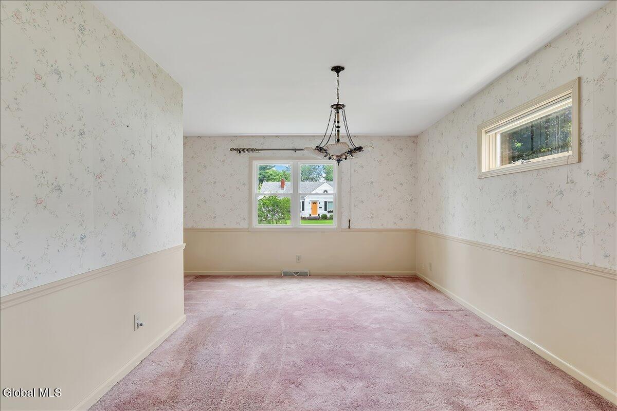 2027 Fairlawn Parkway Schenectady NY 12309