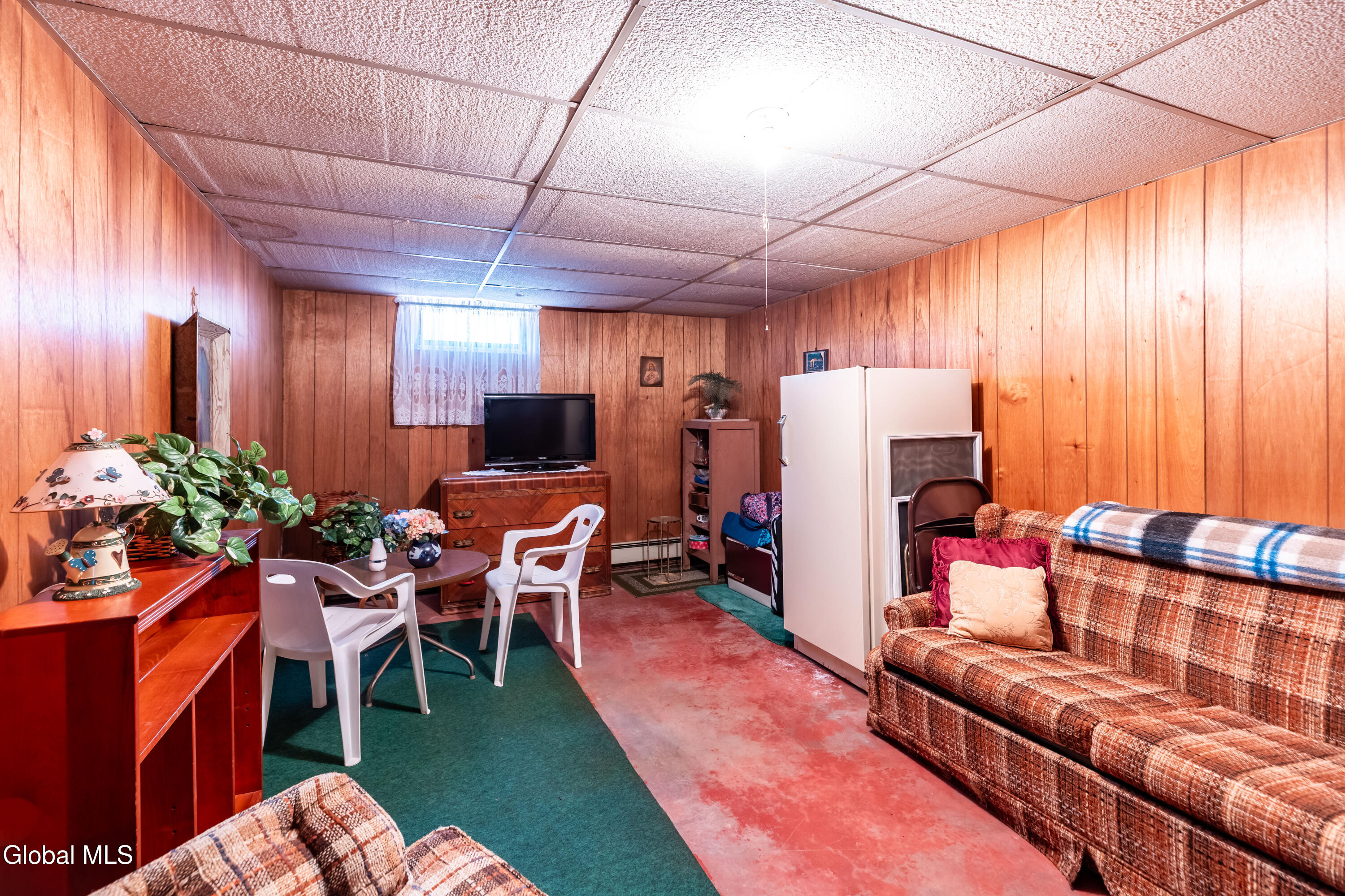 25 White Birch Lane West Coxsackie NY 12192