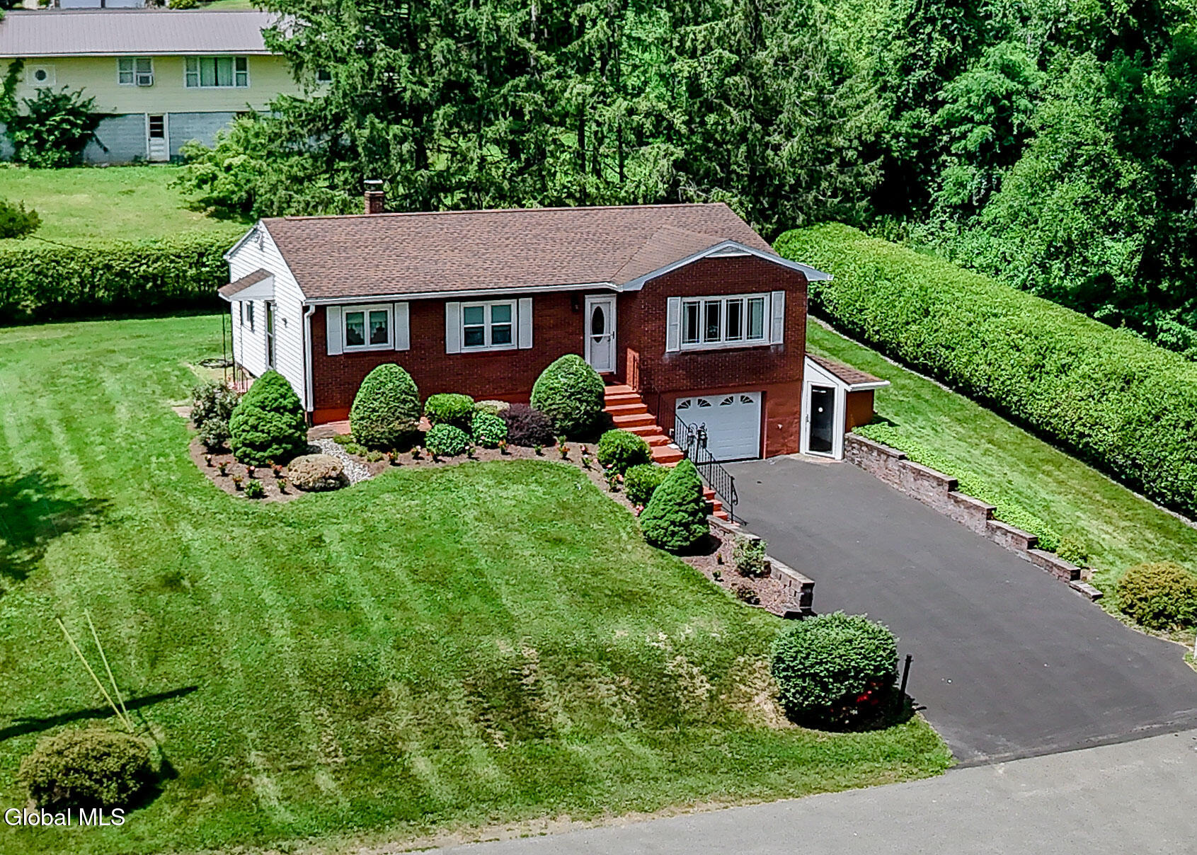 25 White Birch Lane West Coxsackie NY 12192