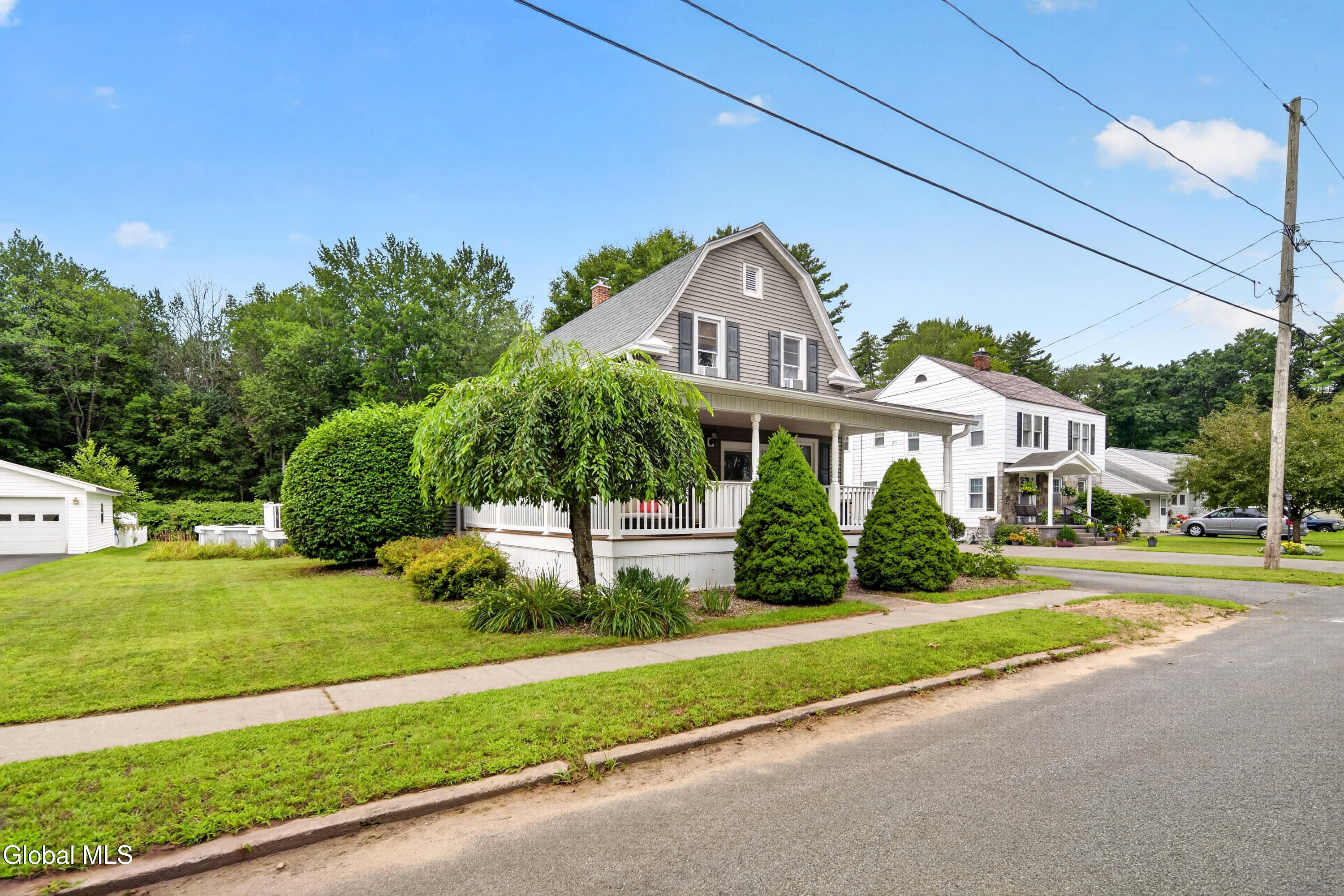 41 First Avenue Broadalbin NY 12025
