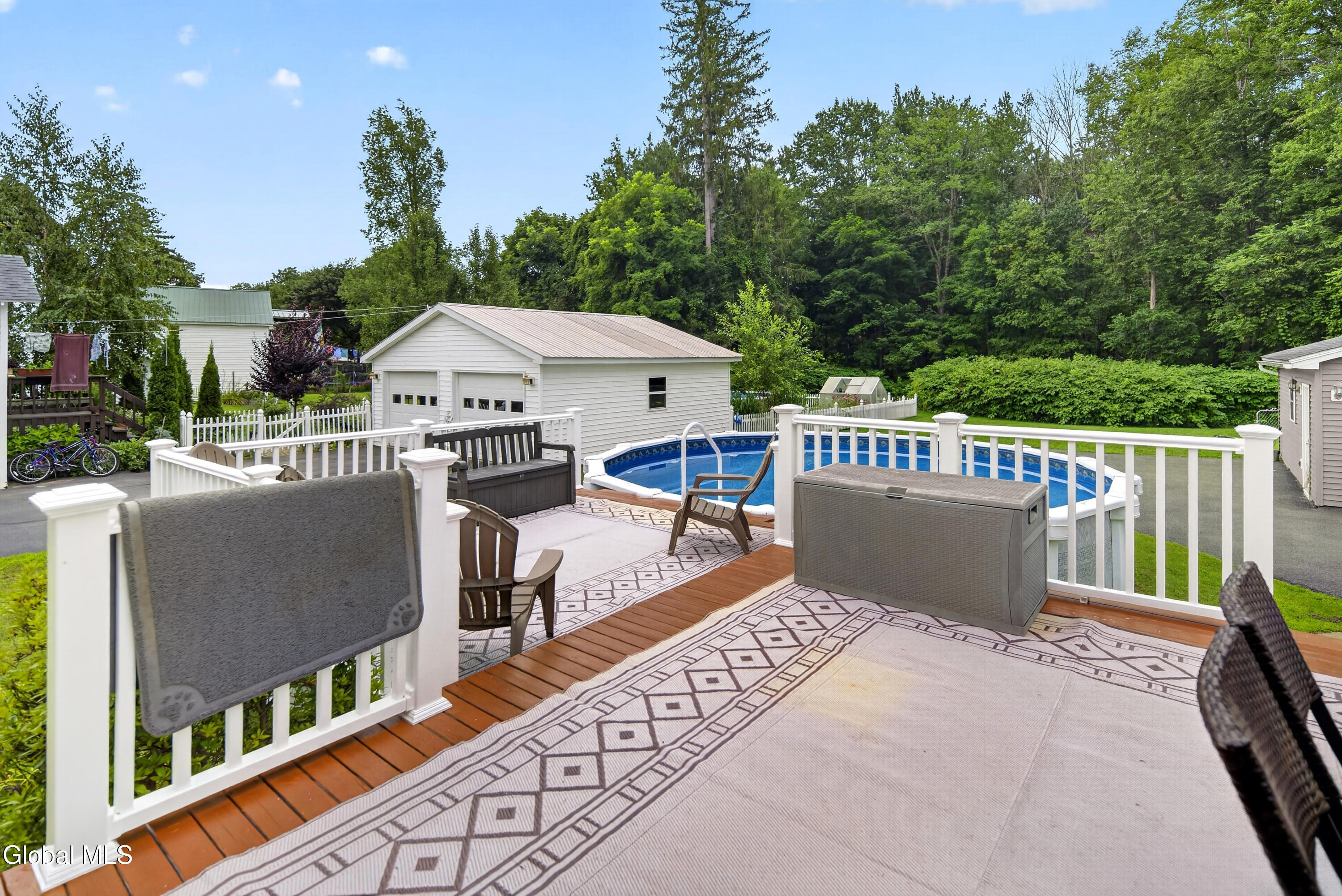 41 First Avenue Broadalbin NY 12025