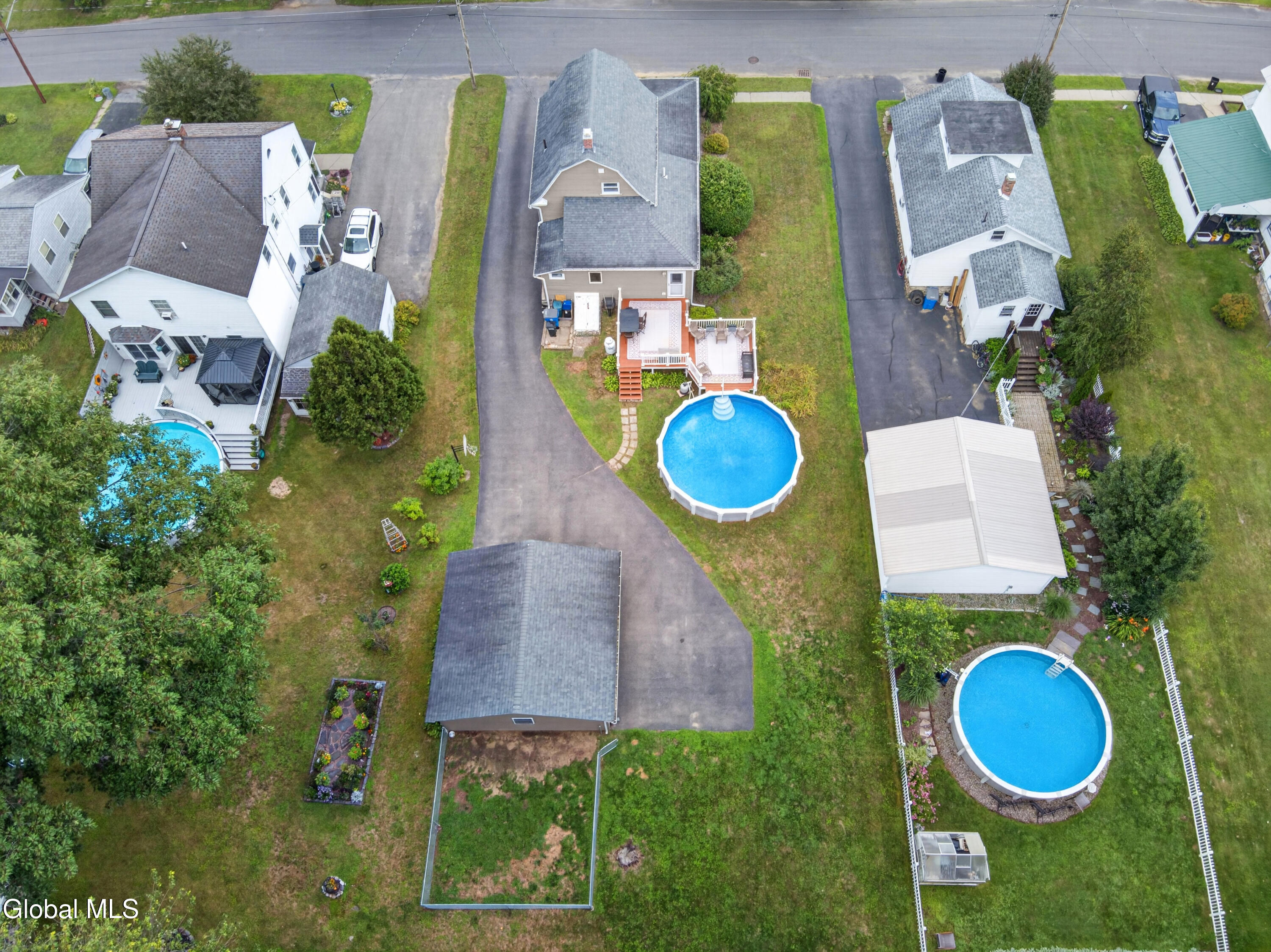 41 First Avenue Broadalbin NY 12025