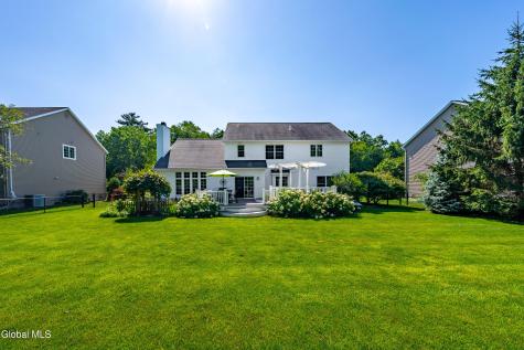 706 Penney Lane Schenectady NY 12303