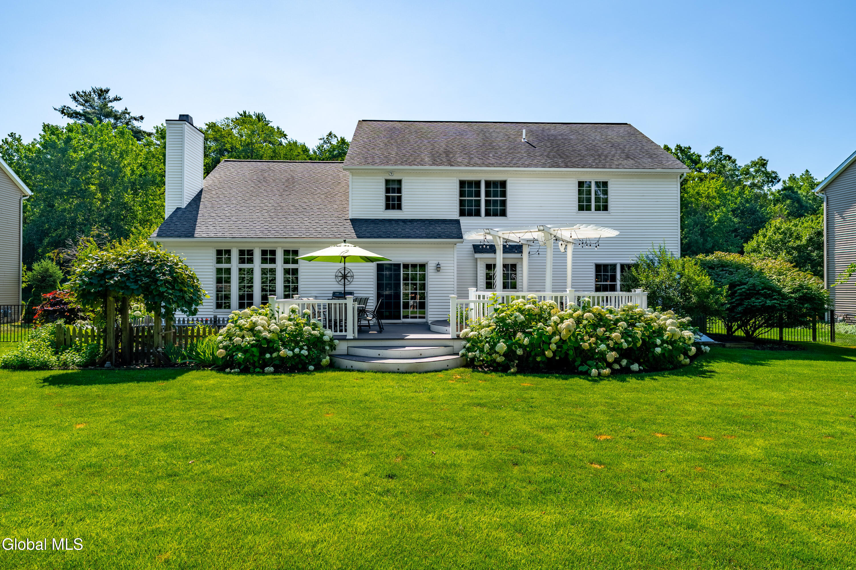 706 Penney Lane Schenectady NY 12303