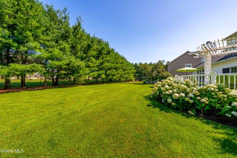 706 Penney Lane Schenectady NY 12303