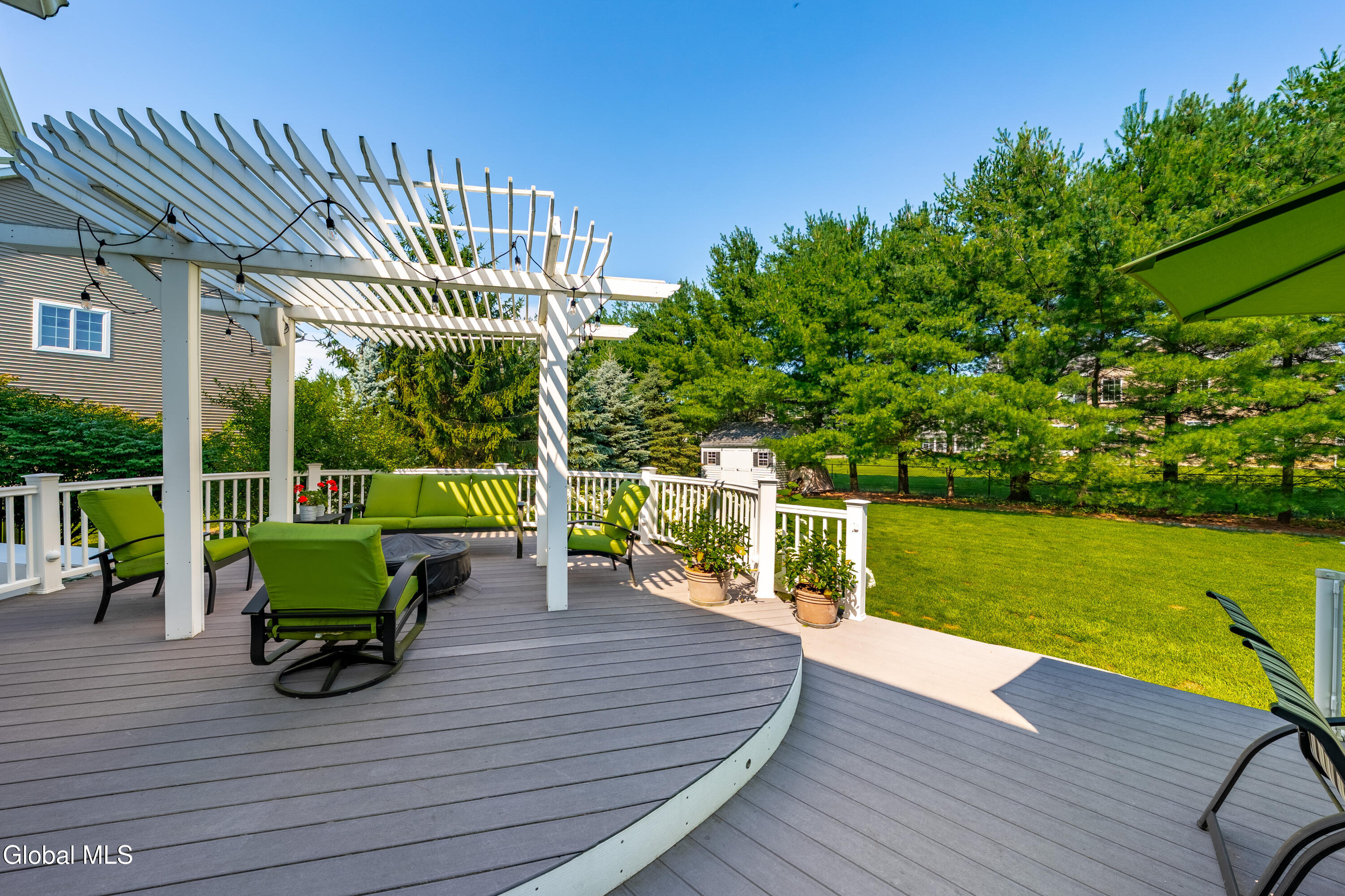 706 Penney Lane Schenectady NY 12303