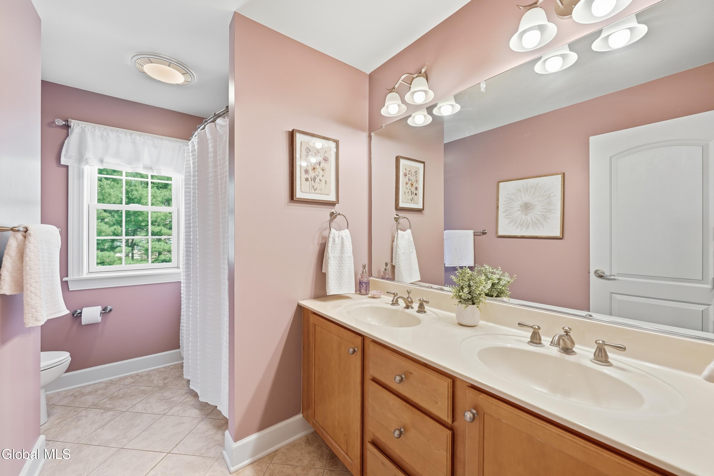 706 Penney Lane Schenectady NY 12303