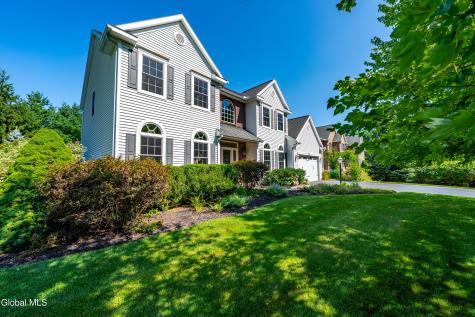 706 Penney Lane Schenectady NY 12303