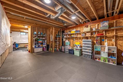 706 Penney Lane Schenectady NY 12303